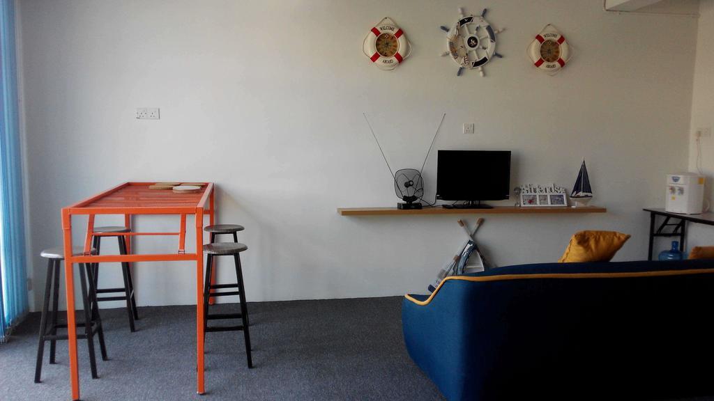 Roof Talk Theme Hostel Johor Bahru Room photo